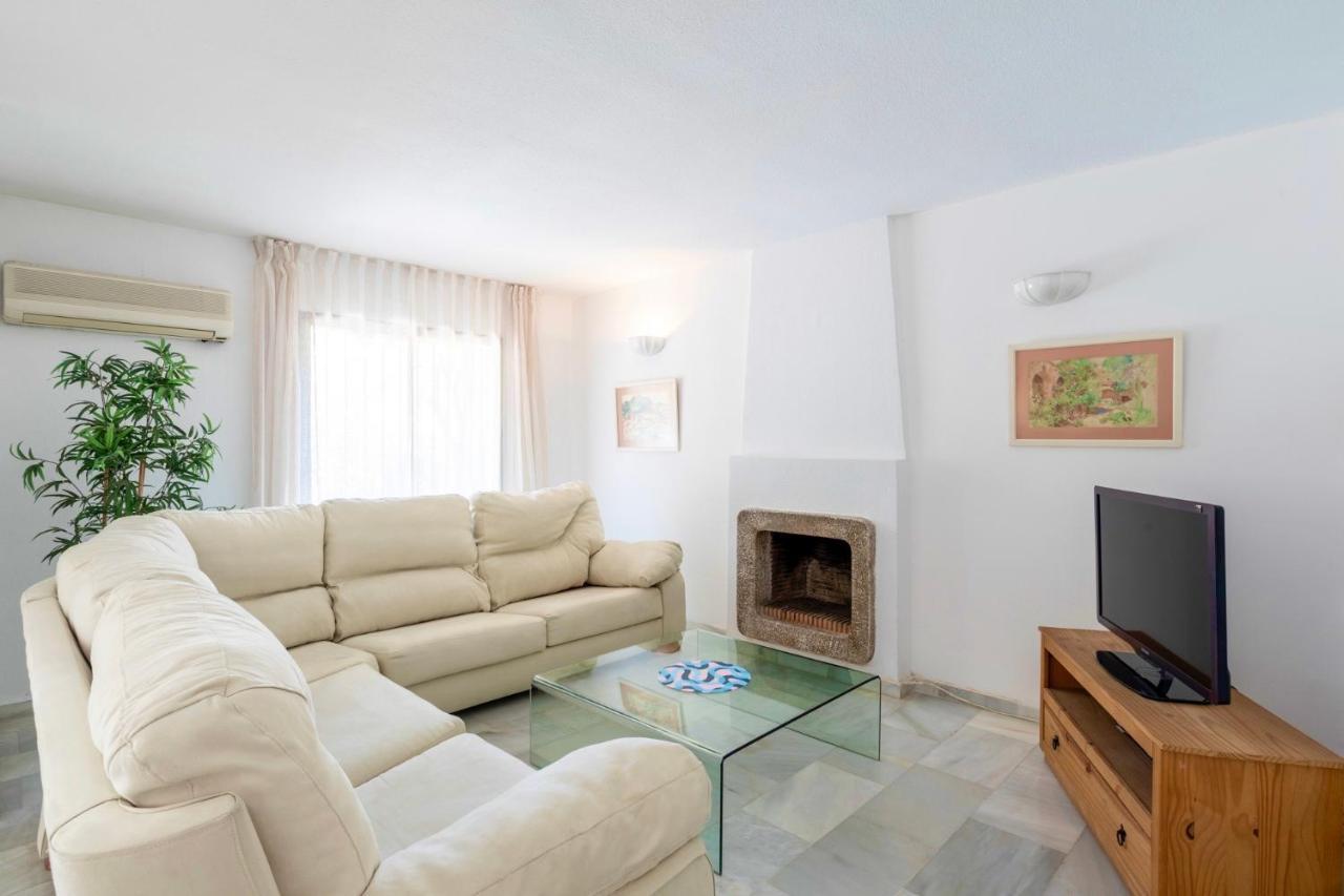 Villa Marbella Trocadero Beach, Pool And Tennis Marbella